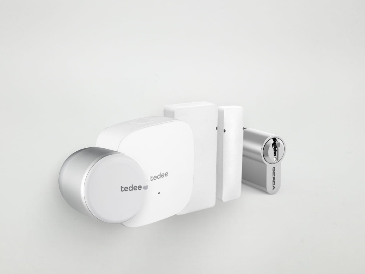Tedee PRO Door Sensor Cylinder Bridge Bundle